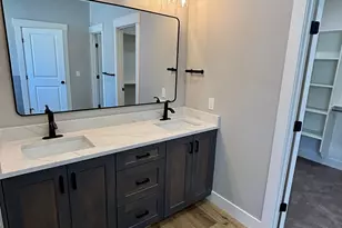 1184 W 3250 N, Pleasant View, UT 84414 - Photo 31