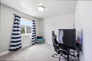 7471 N Hutch Ln, Eagle Mountain, UT 84005 - Photo 25