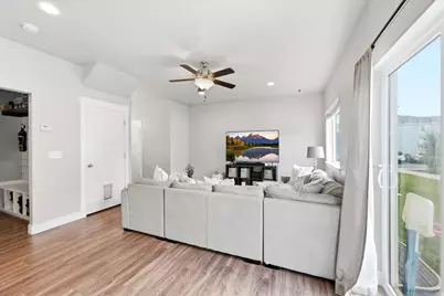 7471 N Hutch Ln, Eagle Mountain, UT 84005 - Photo 9
