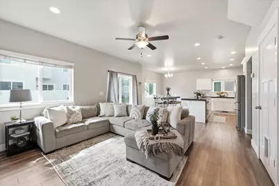7471 N Hutch Ln, Eagle Mountain, UT 84005 - Photo 7
