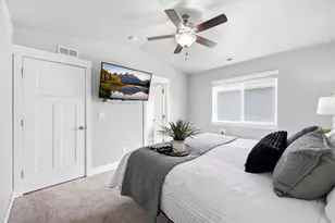 7471 N Hutch Ln, Eagle Mountain, UT 84005 - Photo 17