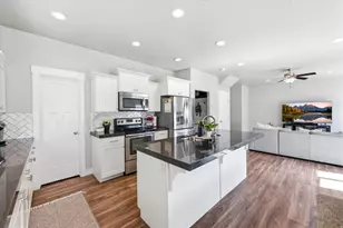 7471 N Hutch Ln, Eagle Mountain, UT 84005 - Photo 13
