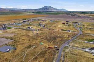 5429 W 19840 N, Plymouth, UT 84330 - Photo 31