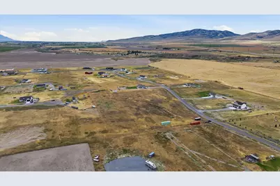 5429 W 19840 N, Plymouth, UT 84330 - Photo 29