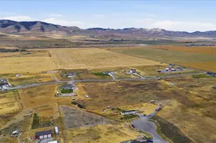 5429 W 19840 N, Plymouth, UT 84330 - Photo 37