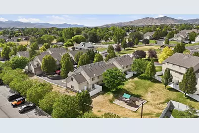 322 N 1320 E, Lehi, UT 84043 - Photo 33