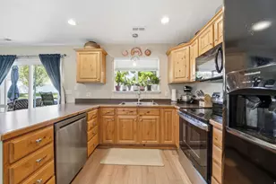 322 N 1320 E, Lehi, UT 84043 - Photo 9