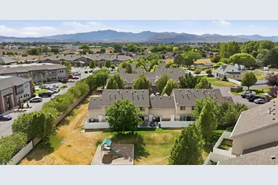 322 N 1320 E, Lehi, UT 84043 - Photo 37