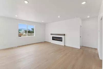 1004 W Paramount Cv S #315, Riverdale, UT 84405 - Photo 5