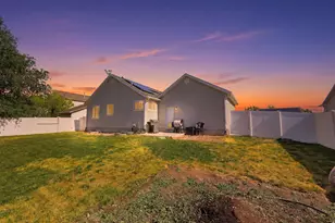 1836 E Canary Way S, Eagle Mountain, UT 84005 - Photo 19