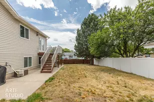 606 S 925 E, Layton, UT 84041 - Photo 33