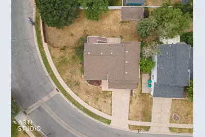 606 S 925 E, Layton, UT 84041 - Photo 39