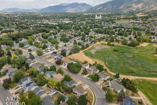 606 S 925 E, Layton, UT 84041 - Photo 43