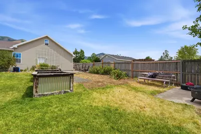 38 S 1300 E, Hyrum, UT 84319 - Photo 41