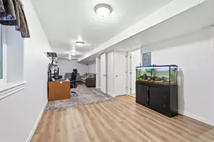 38 S 1300 E, Hyrum, UT 84319 - Photo 21