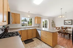 38 S 1300 E, Hyrum, UT 84319 - Photo 15