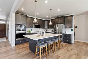 5209 S Paramount Dr W, Riverdale, UT 84405 - Photo 5