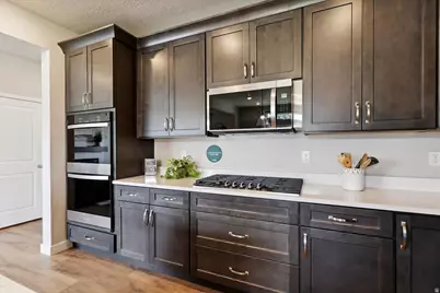 5209 S Paramount Dr W #327, Riverdale, UT 84405 - Photo 7