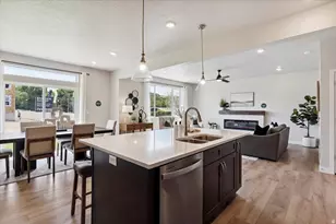 5209 S Paramount Dr W, Riverdale, UT 84405 - Photo 9
