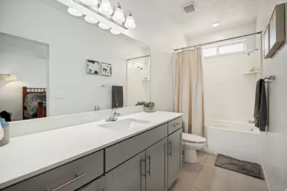 15494 S Blue Gardens Ln, Bluffdale, UT 84065 - Photo 9