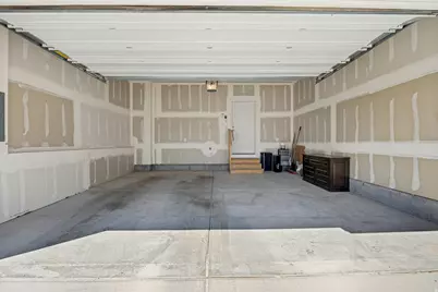 15494 S Blue Gardens Ln, Bluffdale, UT 84065 - Photo 19