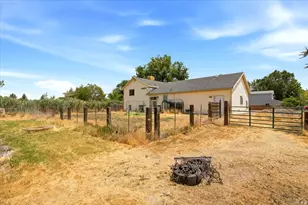 5049 S 4300 W, Hooper, UT 84315 - Photo 25