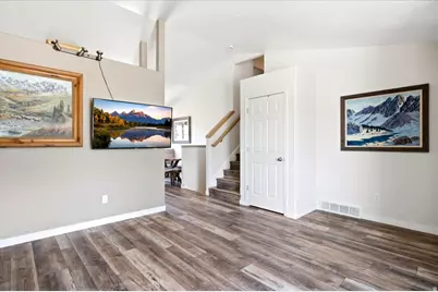 5049 S 4300 W, Hooper, UT 84315 - Photo 9