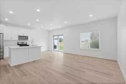 447 W 25 N, Providence, UT 84332 - Photo 5