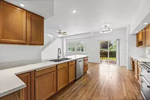 8784 S Pebblecreek Rd, West Jordan, UT 84081 - Photo 7