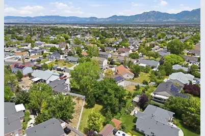 8784 S Pebblecreek Rd, West Jordan, UT 84081 - Photo 47