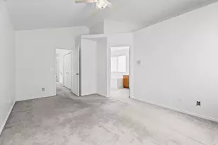 8784 S Pebblecreek Rd, West Jordan, UT 84081 - Photo 17