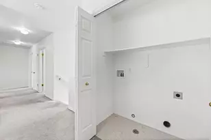 8784 S Pebblecreek Rd, West Jordan, UT 84081 - Photo 23