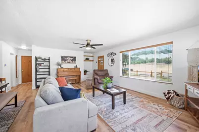 2093 E 6600 S, Uintah, UT 84405 - Photo 1