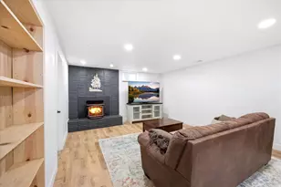 2093 E 6600 S, Uintah, UT 84405 - Photo 21