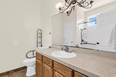 1286 S 1700 W, Syracuse, UT 84075 - Photo 17