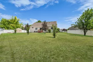 1286 S 1700 W, Syracuse, UT 84075 - Photo 3