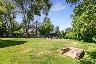 1406 E Lombardy Ct, Murray, UT 84121 - Photo 35