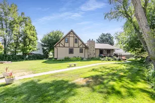 1406 E Lombardy Ct, Murray, UT 84121 - Photo 39
