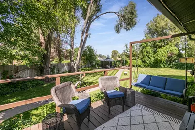 1406 E Lombardy Ct, Murray, UT 84121 - Photo 43