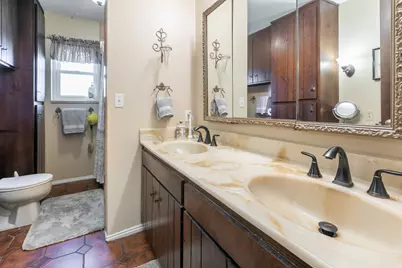1406 E Lombardy Ct, Murray, UT 84121 - Photo 11