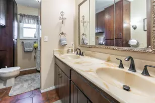 1406 E Lombardy Ct, Murray, UT 84121 - Photo 11