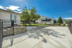 1168 E Center St, Bountiful, UT 84010 - Photo 37