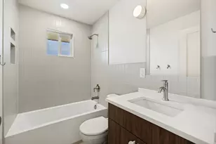 1168 E Center St, Bountiful, UT 84010 - Photo 23