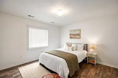 5076 W 7660 S, West Jordan, UT 84081 - Photo 31