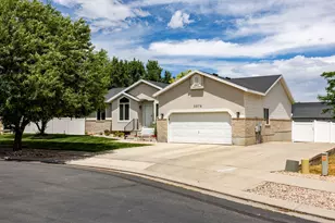 5076 W 7660 S, West Jordan, UT 84081 - Photo 47