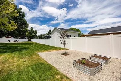 5076 W 7660 S, West Jordan, UT 84081 - Photo 43