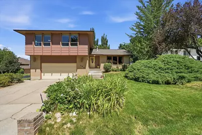 742 Sheringham Ct, Farmington, UT 84025 - Photo 3