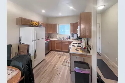 5246 W Cool Water Way, West Jordan, UT 84081 - Photo 9