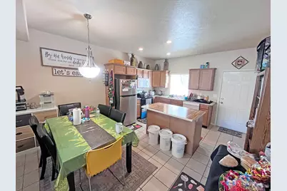 7881 S Cool Way, West Jordan, UT 84081 - Photo 5