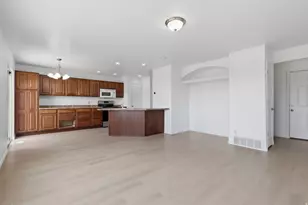 1219 Firefly Dr, Spanish Fork, UT 84660 - Photo 3